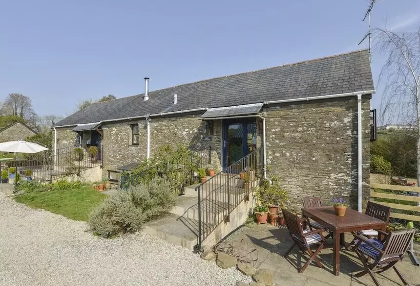 Lily Cottage