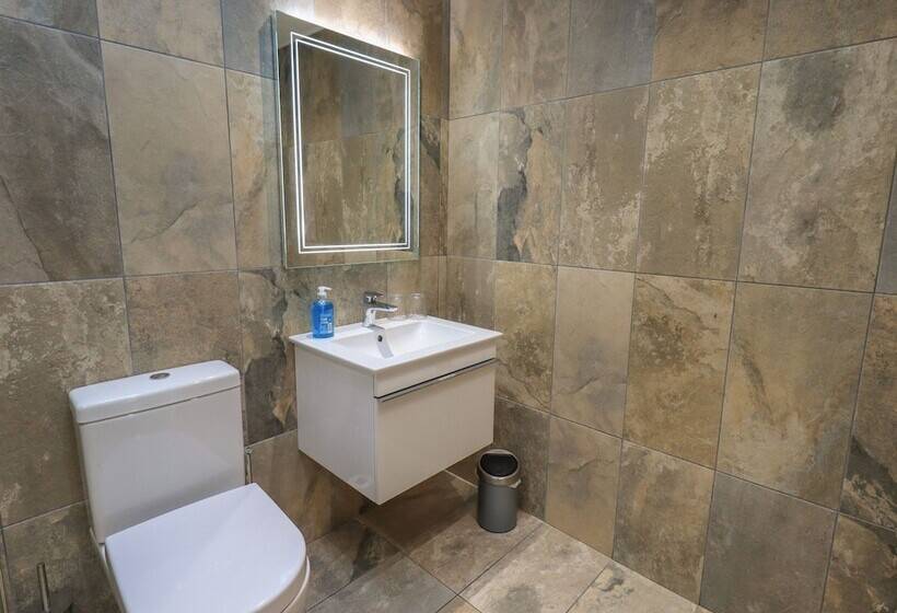 Orcaber Farm Retreat