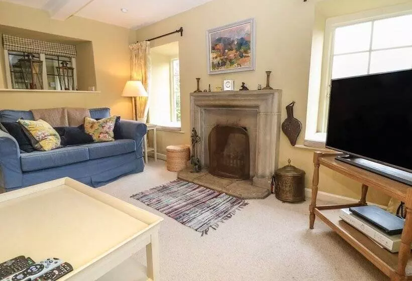 Spring Cottage