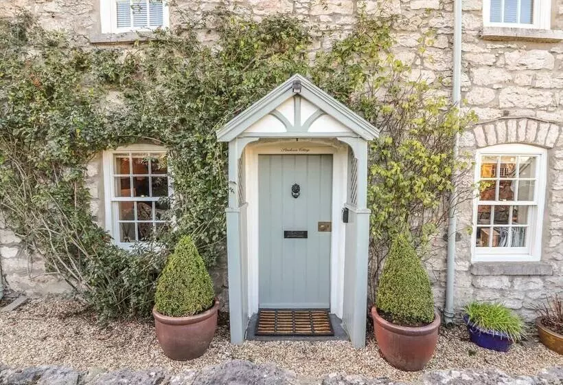 Storehouse Cottage
