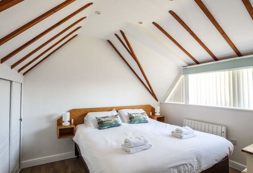 Tyn Towyn   Ty Gwyrdd