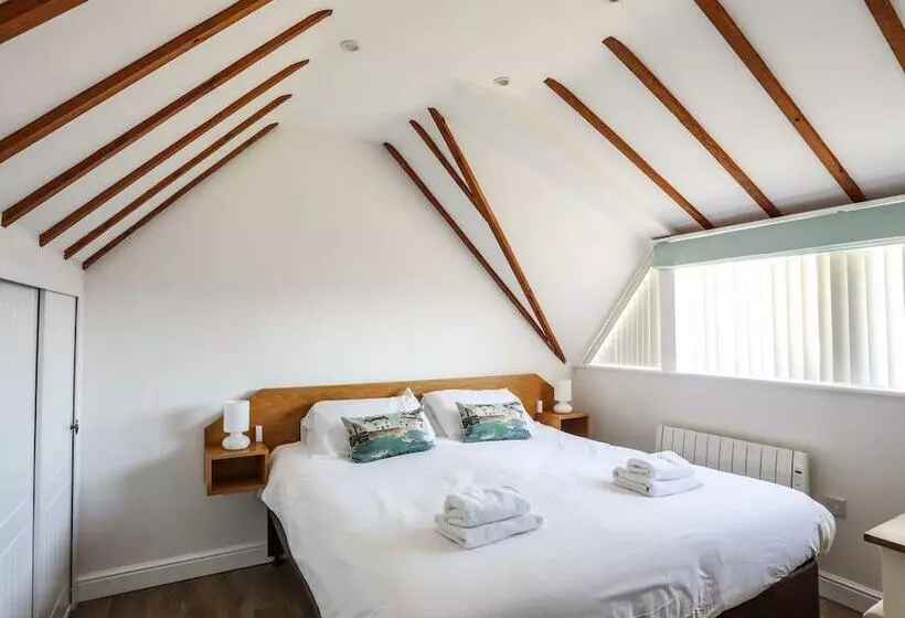 Tyn Towyn   Ty Gwyrdd