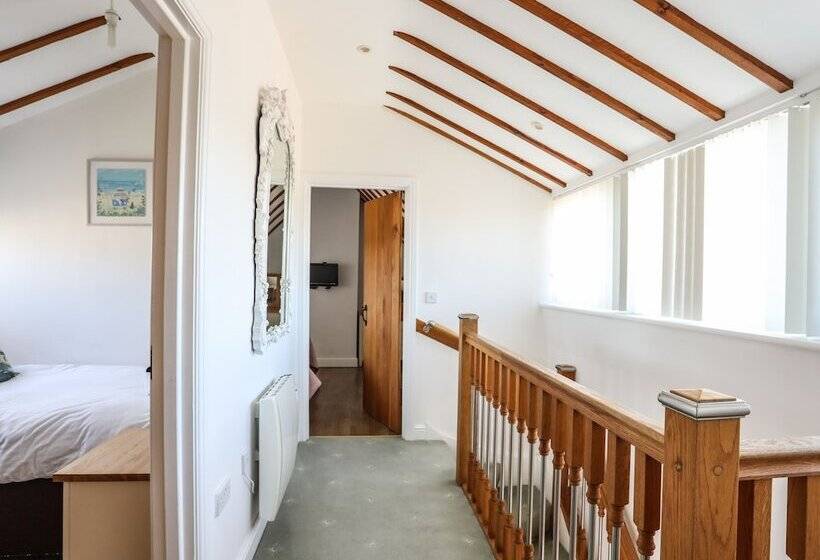 Tyn Towyn   Ty Gwyrdd