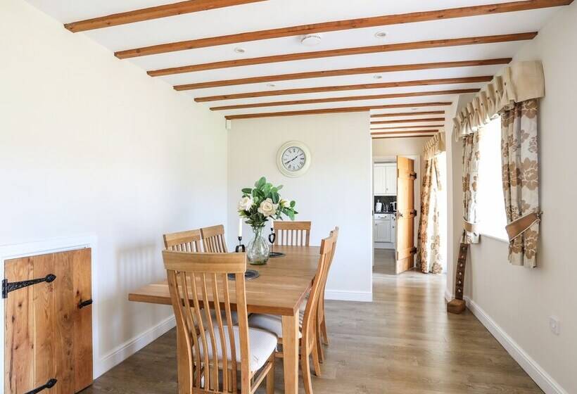 Tyn Towyn   Ty Gwyrdd