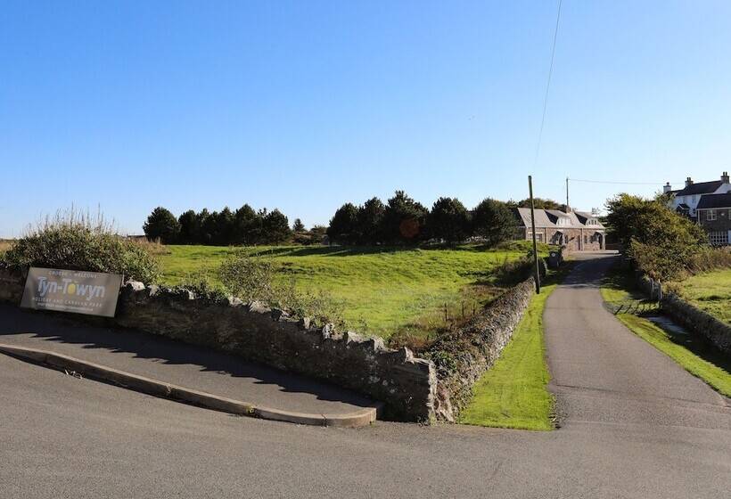 Tyn Towyn   Ty Gwyrdd