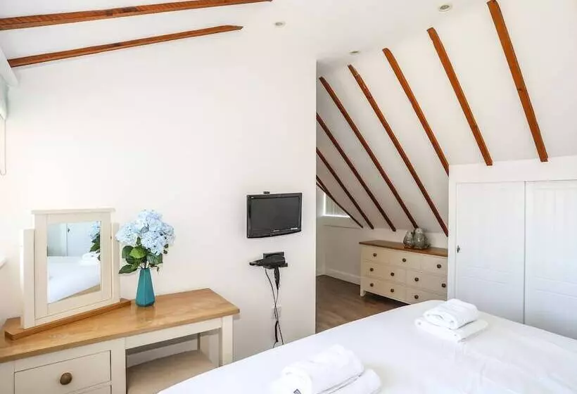 Tyn Towyn   Ty Gwyrdd