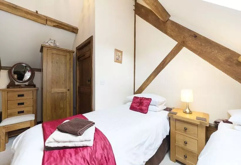 Danby Lodge