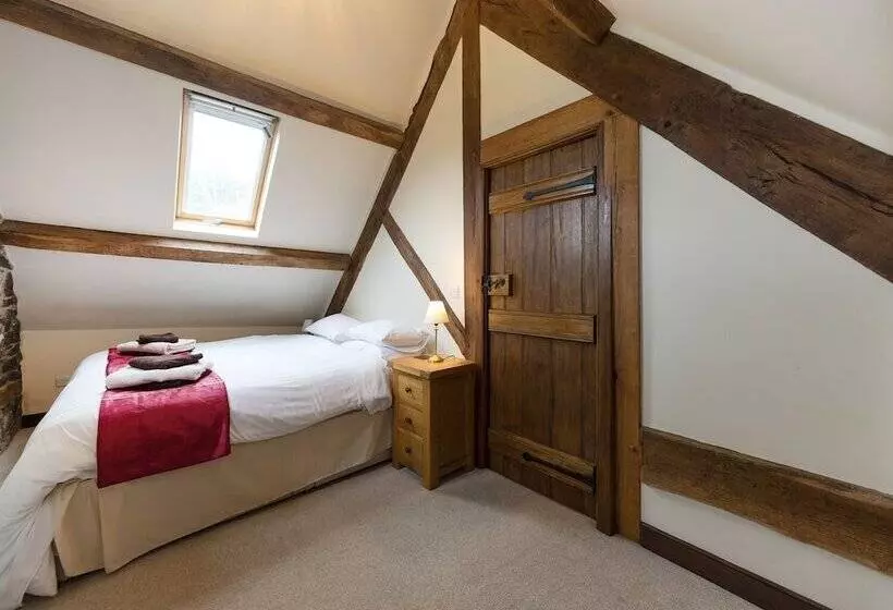 Danby Lodge