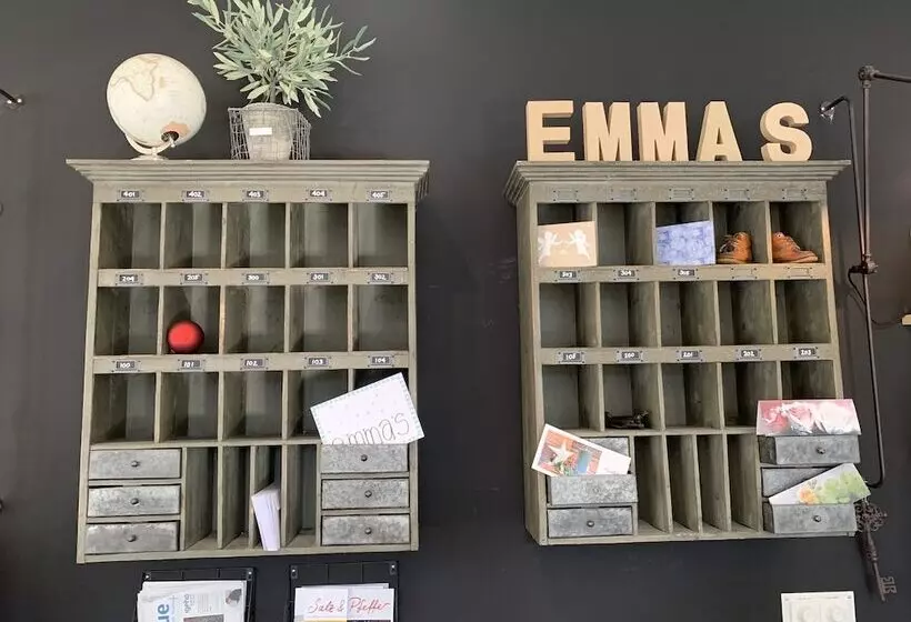 Emma S Hotel   Bed & Breakfast Self Check In