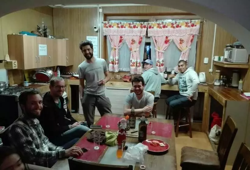 Hostal La Morenita Hostel