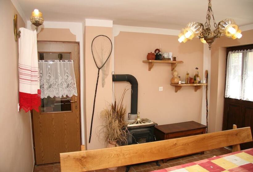 ホテル Apartments Vrata Baranje