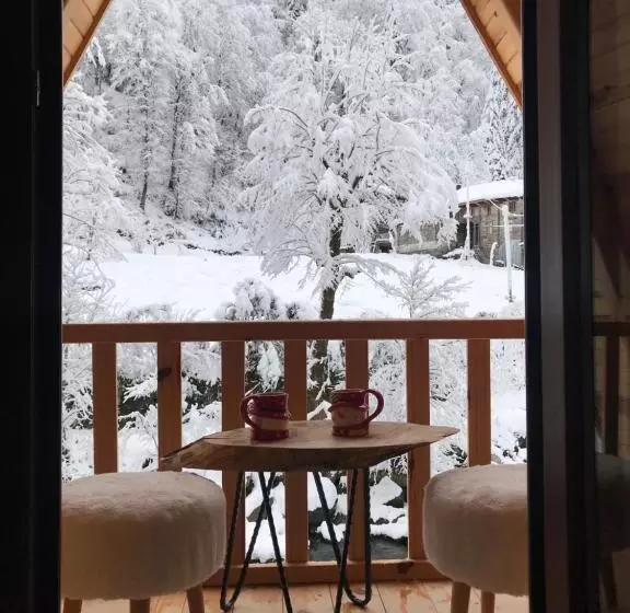 ホテル Foga Bungalov