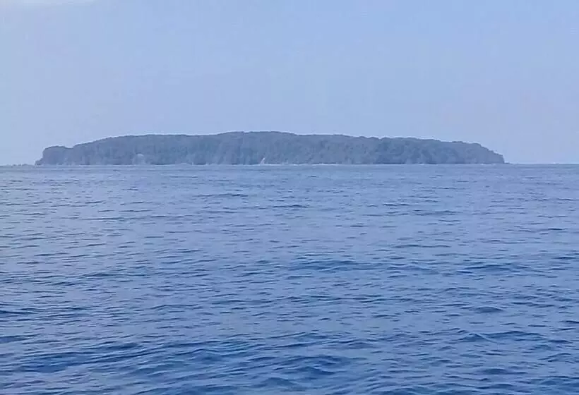 هتل Garden Of Heliconias Lodge