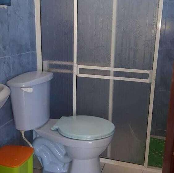 Hotel Hostal Los Delfines