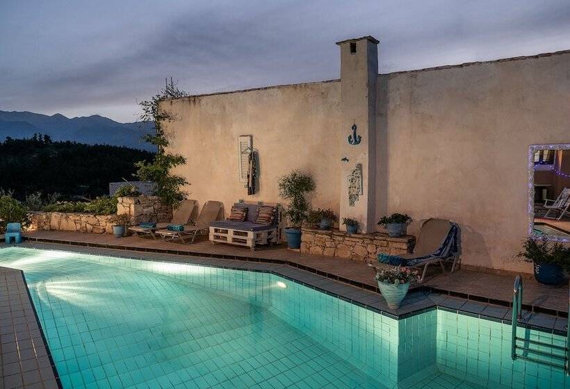 هتل Kritiko Arhontiko