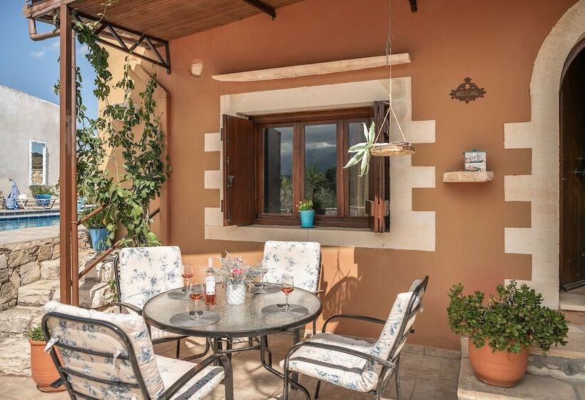 هتل Kritiko Arhontiko