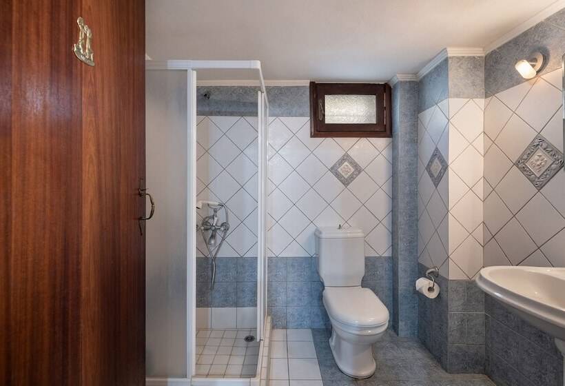 هتل Kritiko Arhontiko