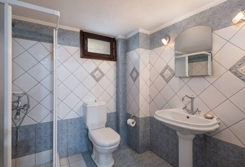 هتل Kritiko Arhontiko