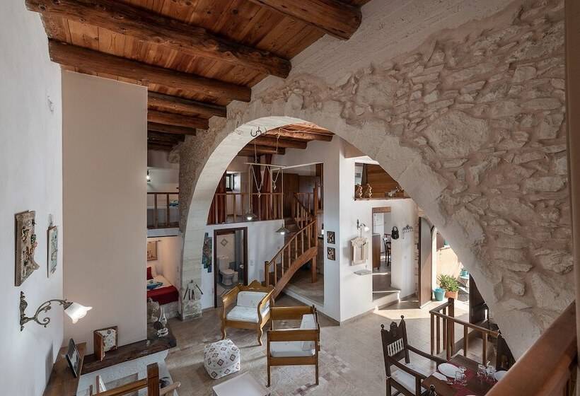 هتل Kritiko Arhontiko