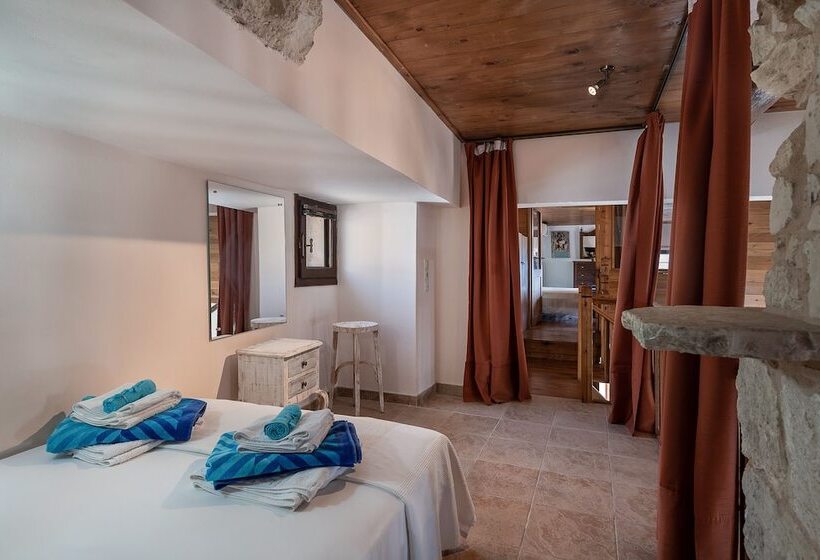 هتل Kritiko Arhontiko