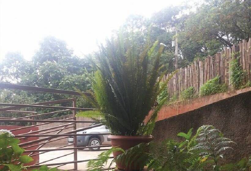 ホテル Pousada Macaco Prosa