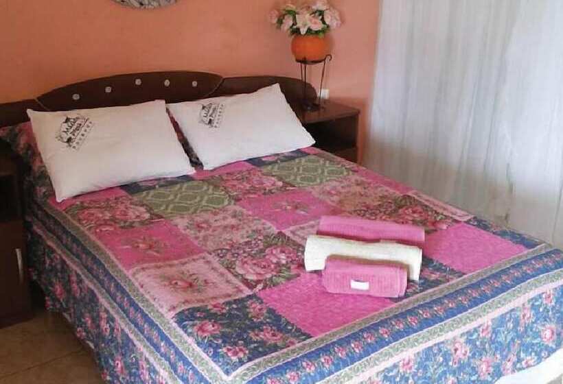 ホテル Pousada Macaco Prosa