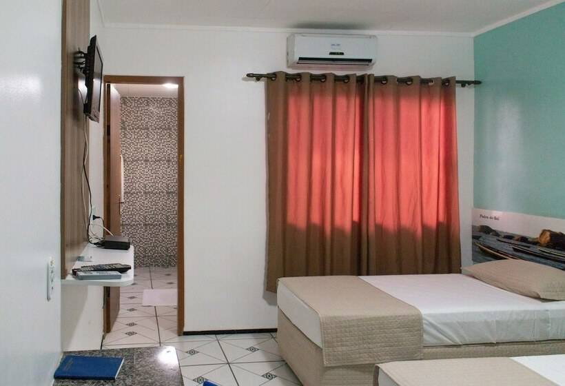 ホテル Pousada Parnamar