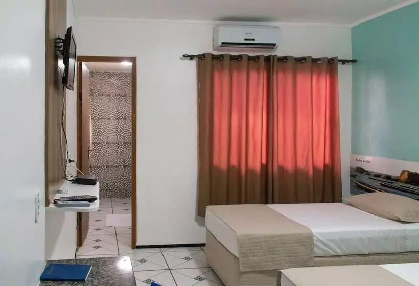 ホテル Pousada Parnamar