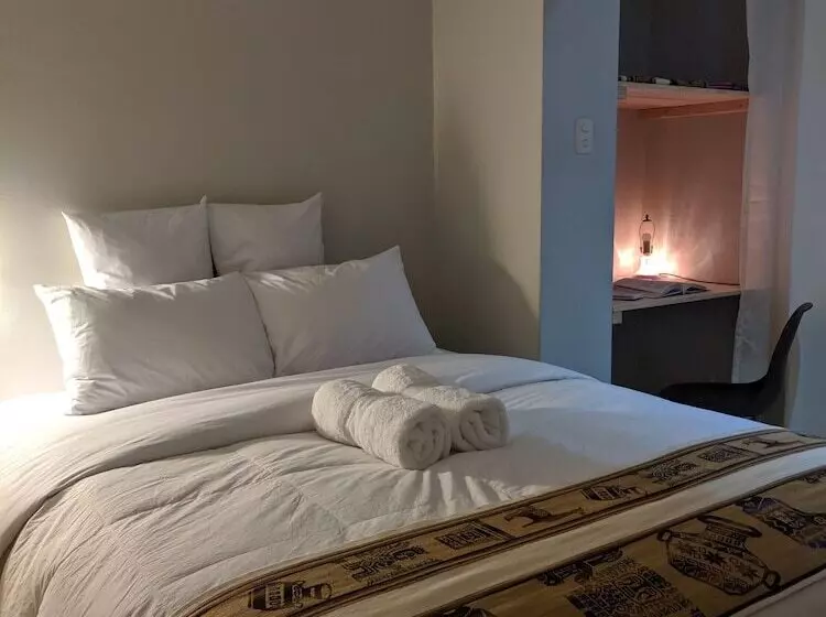 Otel Rumiqolqa