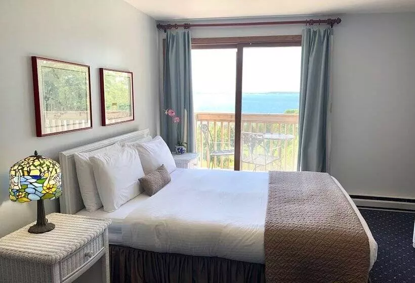 Hotelli Sunset Condominiums