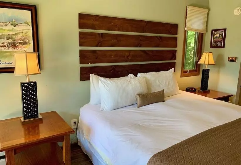 Hotelli Sunset Condominiums