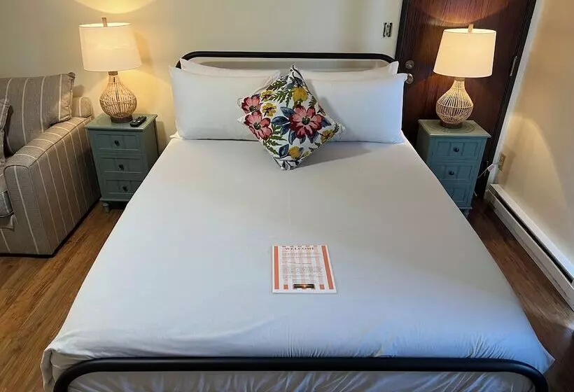 Hotelli Sunset Condominiums