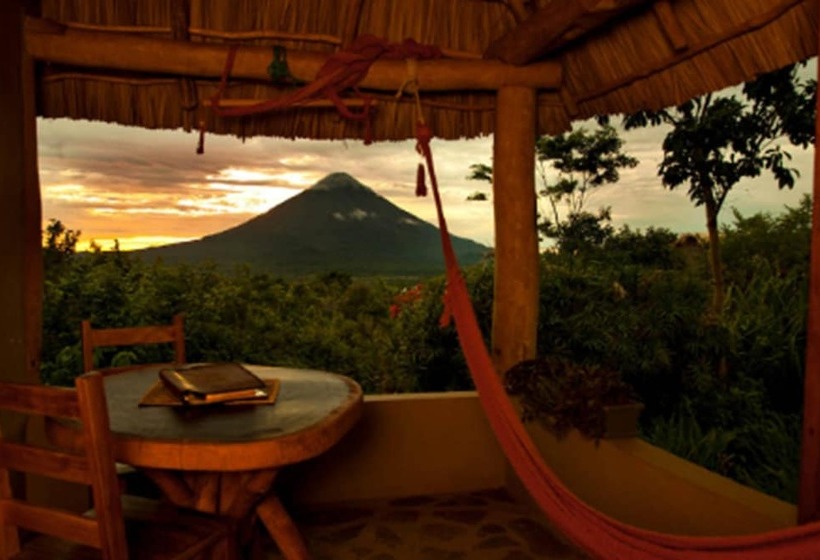 هتل Totoco Eco Resort