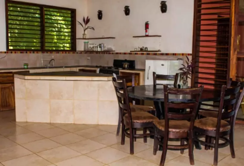 هتل Totoco Eco Resort