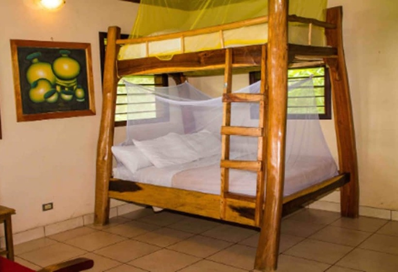 هتل Totoco Eco Resort