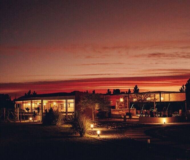 בית מלון כפרי Tres Cruces Lodge