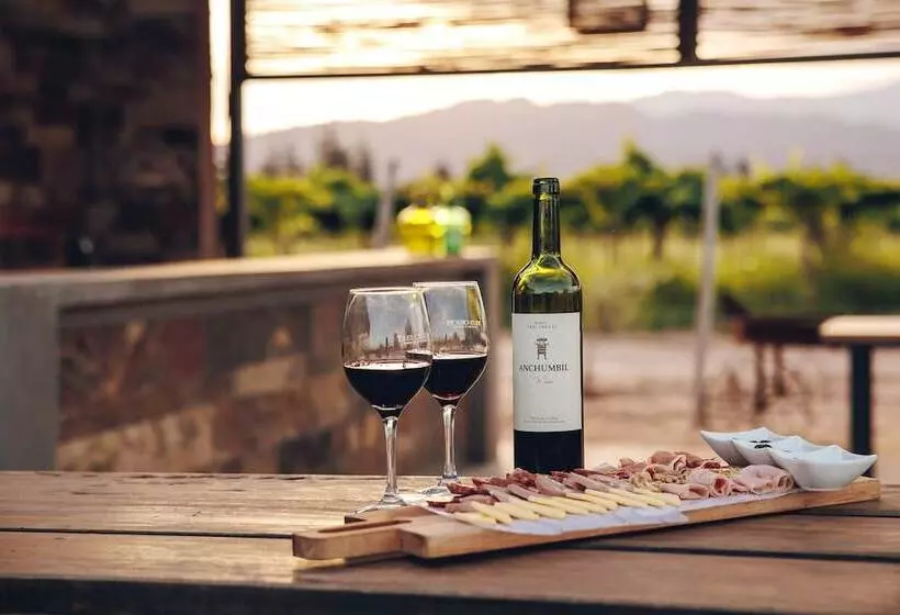 ホテル Tres Cruces Lodge