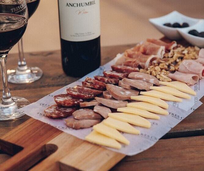 בית מלון כפרי Tres Cruces Lodge