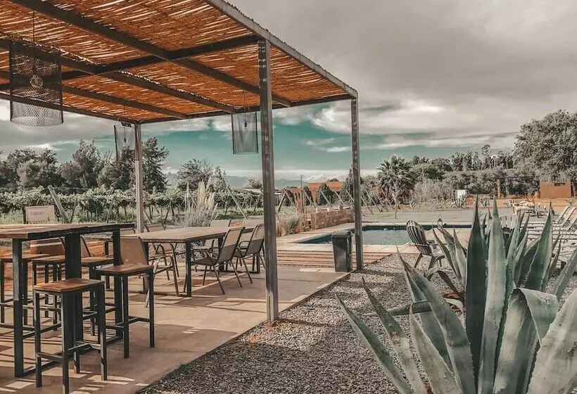 ホテル Tres Cruces Lodge