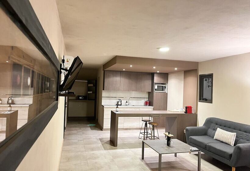 בית מלון כפרי Tres Cruces Lodge