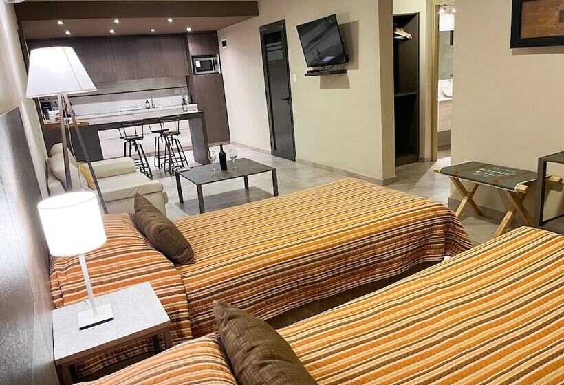 בית מלון כפרי Tres Cruces Lodge