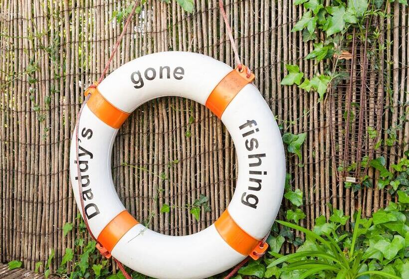 Hydeaway, 7 Grafton Towers