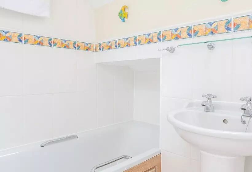 Hydeaway, 7 Grafton Towers