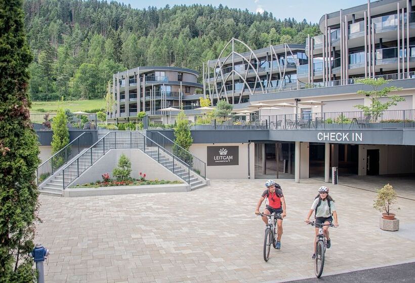 Kronhotel Leitgam Luxury Hotel For Two