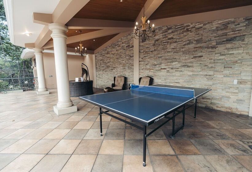 Luxva Hotel Boutique