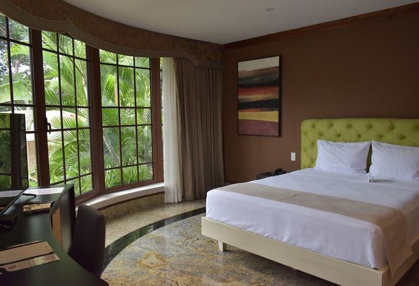 Luxva Hotel Boutique