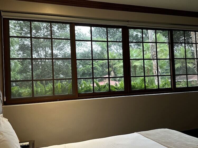 Luxva Hotel Boutique