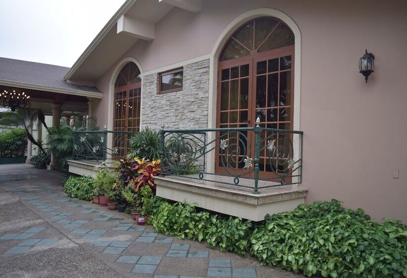 Luxva Hotel Boutique