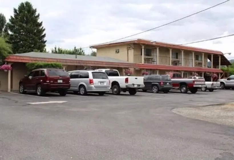 Maple Leaf Motel & Rv Resort