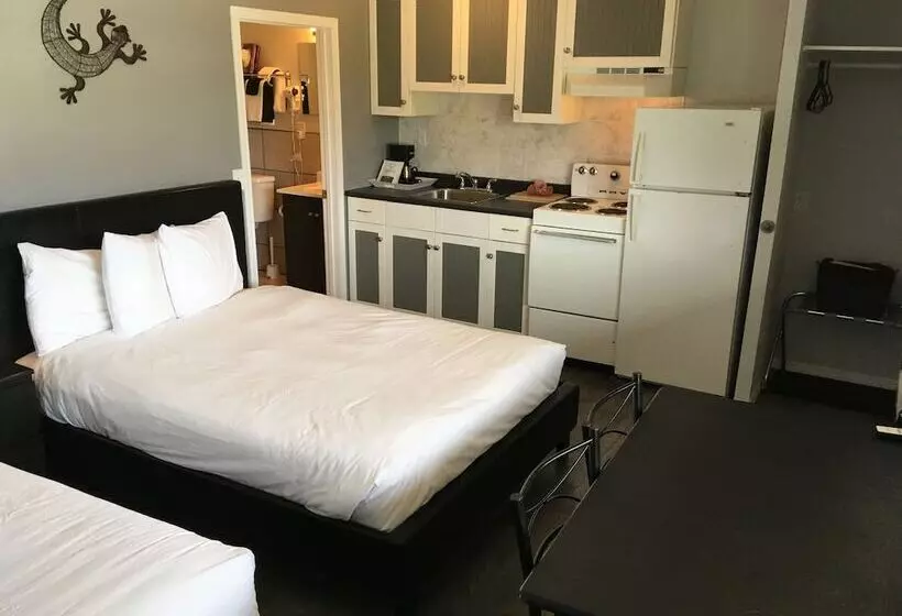 Maple Leaf Motel & Rv Resort